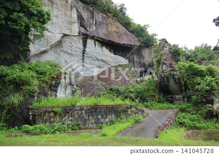 ◇Yunotsu "Fukumitsu Stone Quarry" / Yunotsu-cho, Oda City, Shimane Prefecture ◇Yunotsu "Fukumitsu Stone Quarry" / Yunotsu-cho, Oda City, Shimane Prefecture 141045728