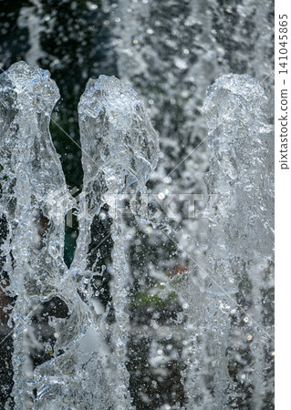 Summer water splashes_4610 Summer water splashes_4610 141045865
