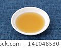 Sesame oil  141048530