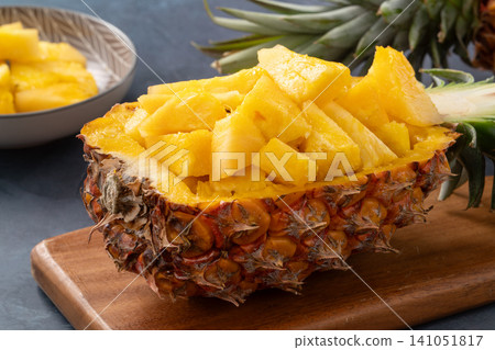 鳳梨 水果 熱帶 葉子 切片 fresh pineapple fruit パイナップル 鳳梨 水果 熱帶 葉子 切片 fresh pineapple fruit パイナップル 141051817
