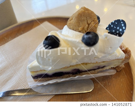 Stylish cake Stylish cake 141052871