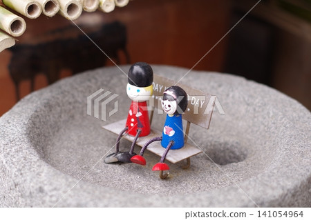 Little dolls 141054964