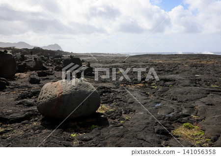 Lava coast of Nanbara Senjoiwa Coast, Hachijojima Island Lava coast of Nanbara Senjoiwa Coast, Hachijojima Island 141056358