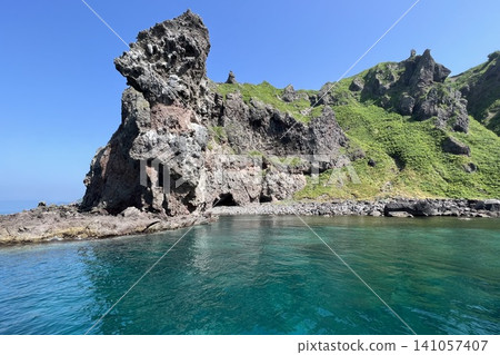 Shingon Cape Shingon Cape 141057407