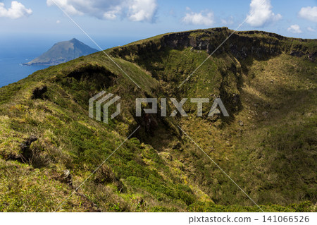 八丈富士火山口邊緣步行路線 八丈富士火山口邊緣步行路線 141066526