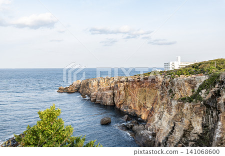 Shirahama Town, Wakayama Prefecture: A popular tourist destination. Shirahama Town, Wakayama Prefecture: A popular tourist destination. 141068600
