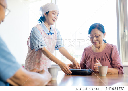 Catered lunchbox Catered lunchbox 141081781
