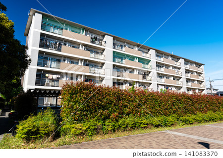 Jindai Housing Complex Building 30, Nishi-Tsutsujigaoka, Chofu City, Tokyo Jindai Housing Complex Building 30, Nishi-Tsutsujigaoka, Chofu City, Tokyo 141083370