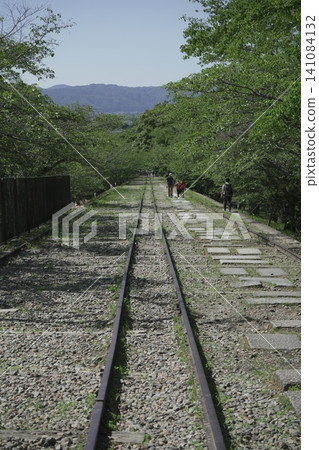 Beautiful scenery around Nanzenji Temple and the Suirakaku aqueduct in Kyoto 141084132