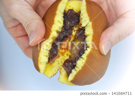 Dorayaki Dorayaki 141084711