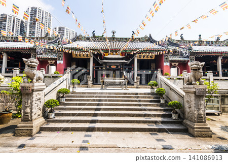 Building view of the Pou Chai Temple (Kun Iam Tong) in Macau, the main hall dedicated to Kun Iam. Building view of the Pou Chai Temple (Kun Iam Tong) in Macau, the main hall dedicated to Kun Iam. 141086913