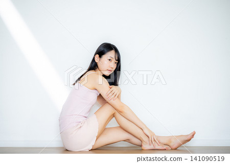 女人脫毛圖像 141090519
