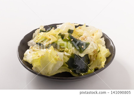 Lettuce and wakame namul Lettuce and wakame namul 141090805