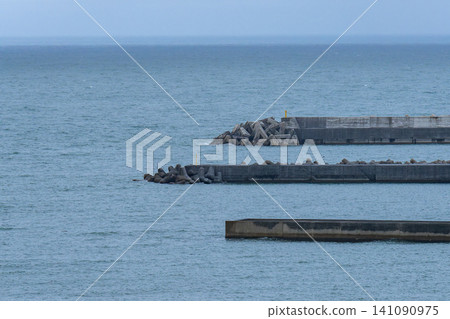 海景和防波堤 海景和防波堤 141090975