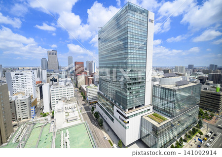 從札幌市政廳觀景走廊看到的札幌創世廣場。 從札幌市政廳觀景走廊看到的札幌創世廣場。 141092914