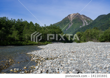 Kamikochi Azusakawa和Yakedake Kamikochi Azusakawa和Yakedake 141101691