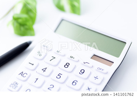 白色計算器 141101762