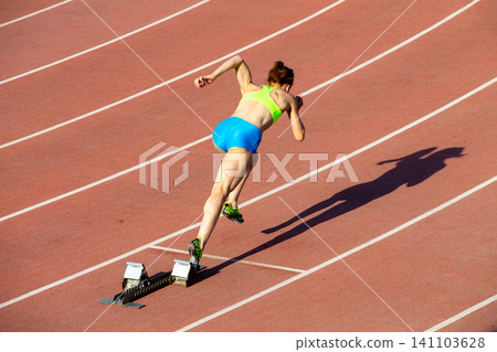Start running female athlete Start running female athlete 141103628