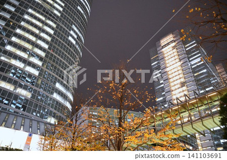 Night view of the city center building district near the east exit of Shinagawa Station, 2014 Night view of the city center building district near the east exit of Shinagawa Station, 2014 141103691