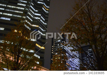 Night view of the city center building district near the east exit of Shinagawa Station, 2014 Night view of the city center building district near the east exit of Shinagawa Station, 2014 141103695
