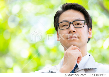 Men in work clothes Fresh green Men in work clothes Fresh green 141104996
