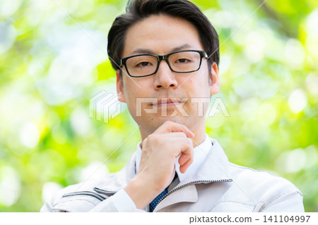 Men in work clothes Fresh green Men in work clothes Fresh green 141104997