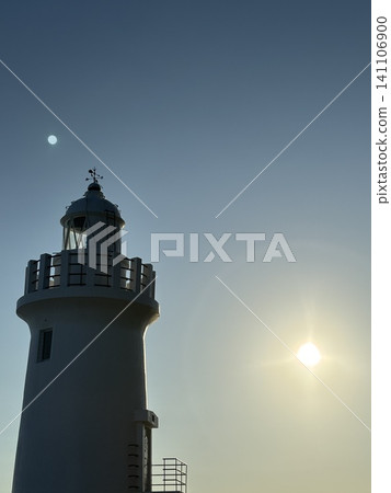 Lighthouse bathed in the setting sun Lighthouse bathed in the setting sun 141106900