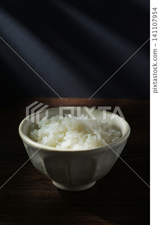 一碗白飯。 一碗白飯。 141107954
