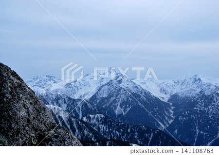 [Mountain Scenery] Nagano Prefecture - Climbing Mt. Tsubakuro and Mt. Yarigatake during the remaining snow season (2012) 141108763