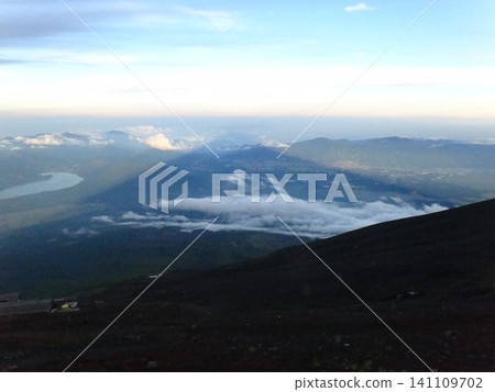 富士山的皮影戲 富士山的皮影戲 141109702