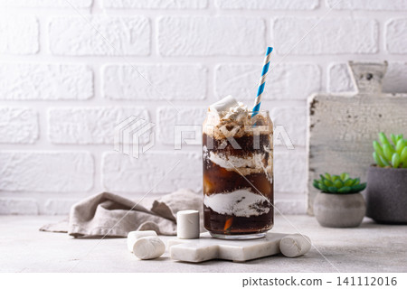 Fluffy coke from soda and marshmallow Fluffy coke from soda and marshmallow 141112016