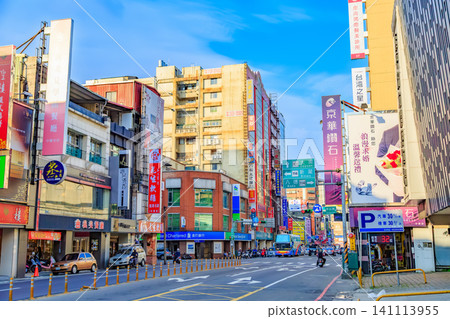 2015年台灣中壢站附近的街景 2015年台灣中壢站附近的街景 141113955
