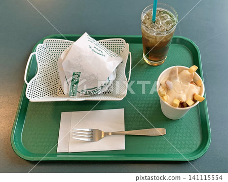 Chinese Chicken Burger Set - Japan's No. 1 Local Burger Chinese Chicken Burger Set - Japan's No. 1 Local Burger 141115554