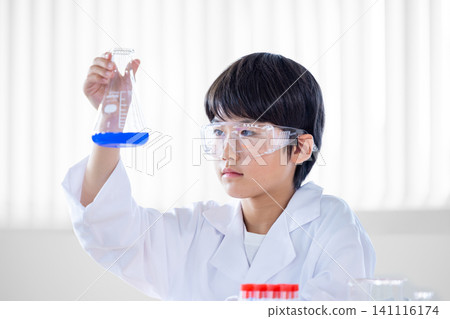 Science school: Students studying science Science school: Students studying science 141116174