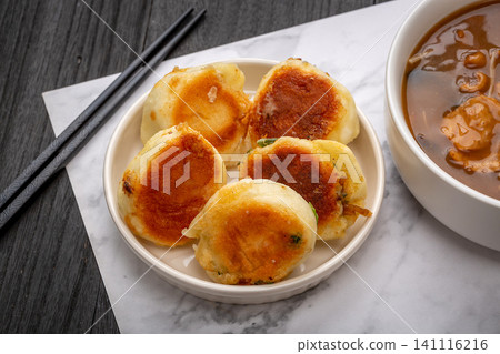 thin Skin Pan-Fried Chinese Buns (Sheng Jian Bao), Crispy Street Food Snack thin Skin Pan-Fried Chinese Buns (Sheng Jian Bao), Crispy Street Food Snack 141116216