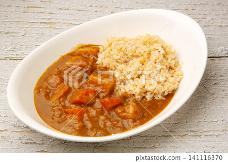Brown rice curry rice Brown rice curry rice 141116370