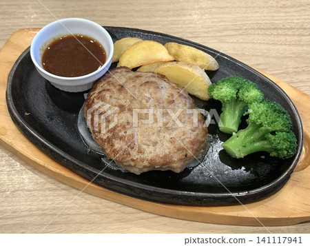 Hamburger steak, Teppanyaki hamburger, Teppanyaki hamburger steak Hamburger steak, Teppanyaki hamburger, Teppanyaki hamburger steak 141117941