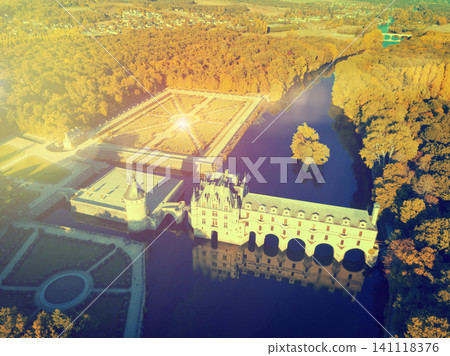 View of medieval castle Chateau de Chenonceau View of medieval castle Chateau de Chenonceau 141118376