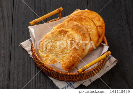 chinese Sesame Shaobing Crispy Baked Flatbread chinese Sesame Shaobing Crispy Baked Flatbread 141118439
