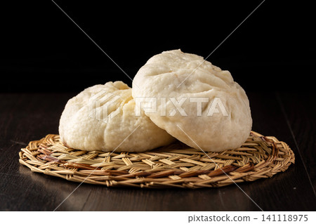 Large Chinese Steamed Pork Bun Traditional Breakfast Food Large Chinese Steamed Pork Bun Traditional Breakfast Food 141118975