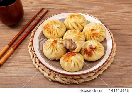 Chinese Pan Fried Pork Buns Traditional Sheng Jian Bao 141118986