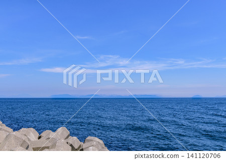Aidomari, the northeasternmost point of the Shiretoko Peninsula. Aidomari, the northeasternmost point of the Shiretoko Peninsula. 141120706