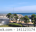 A view of the Akashi Kaikyo Bridge (side view) 141123174