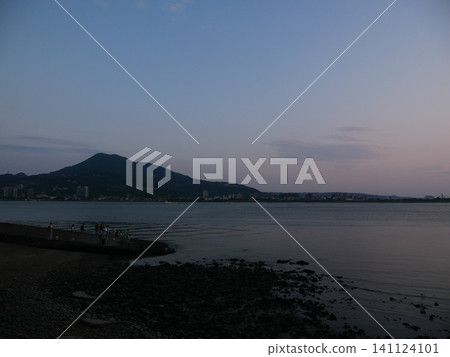河邊 河邊 141124101