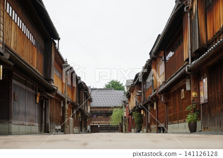 金澤東山迷人的街景 141126128