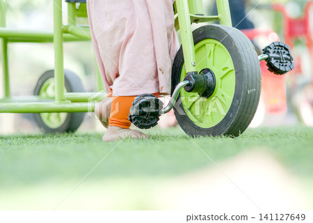 child, tricycle, kid 141127649