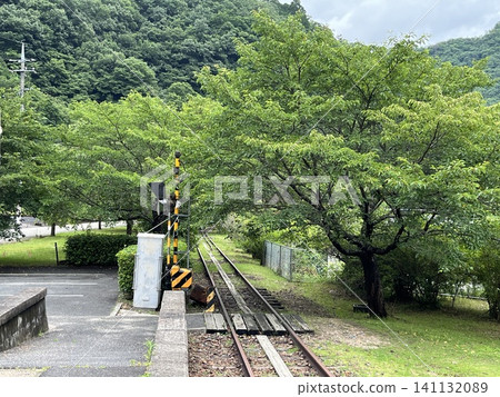 原河部線庵野站(庵野花站公園)綠樹成蔭。 原河部線庵野站(庵野花站公園)綠樹成蔭。 141132089