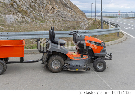 Ride on Mower Trailer Ride on Mower Trailer 141135133