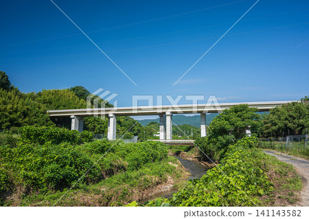 National Route 161, passing through the rural area of Ogi, Otsu City, Shiga Prefecture National Route 161, passing through the rural area of Ogi, Otsu City, Shiga Prefecture 141143582