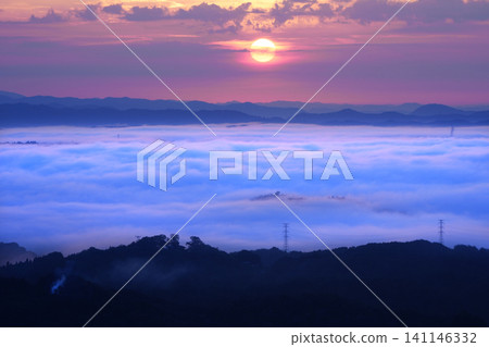 Sea of clouds, morning glow, and sunrise 672 Sea of clouds, morning glow, and sunrise 672 141146332
